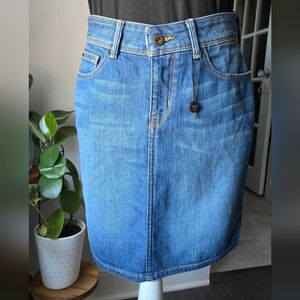 Guess Los Angeles 1981 High Wasted Blue Denim Pencil Skirt Size 28